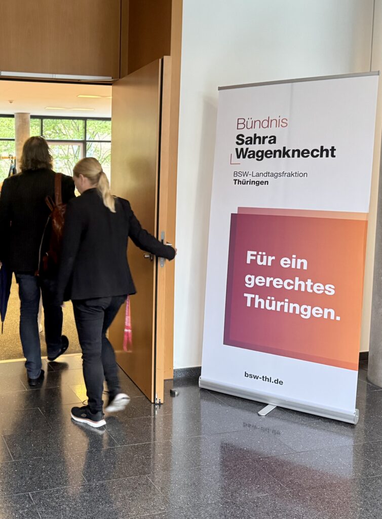 Ein Blick auf den Sitzungssaal der BSW-Fraktion im Thüringer Landtag.