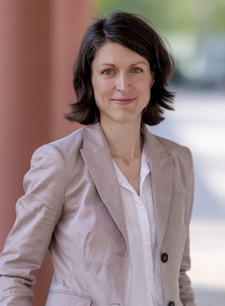 Die Leiterin des Landeszentrale für politische Bildung in Thüringen, Franziska Wittau.